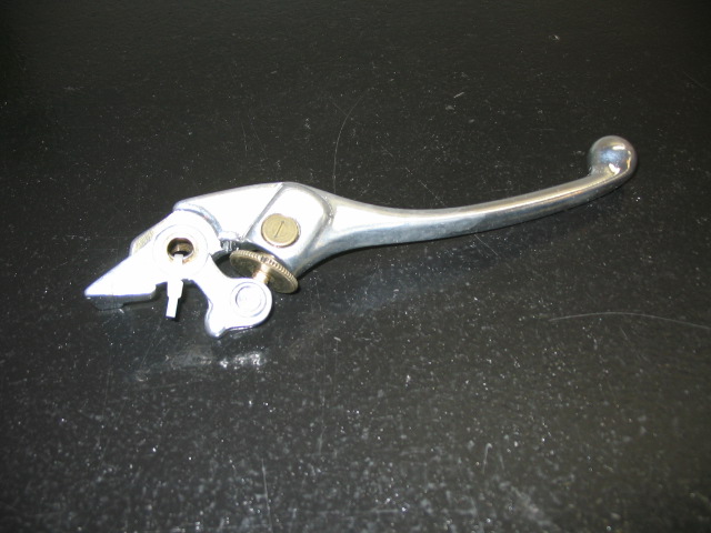 Adjustable front brake lever